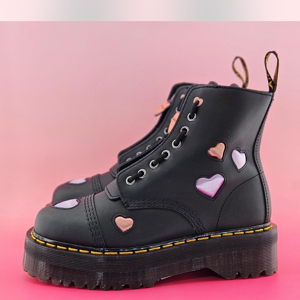 Black Heart-Embellished Women's Boots